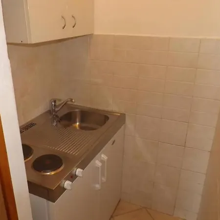 Bupic- Close To Old With Free Parking Apartament Dubrownik